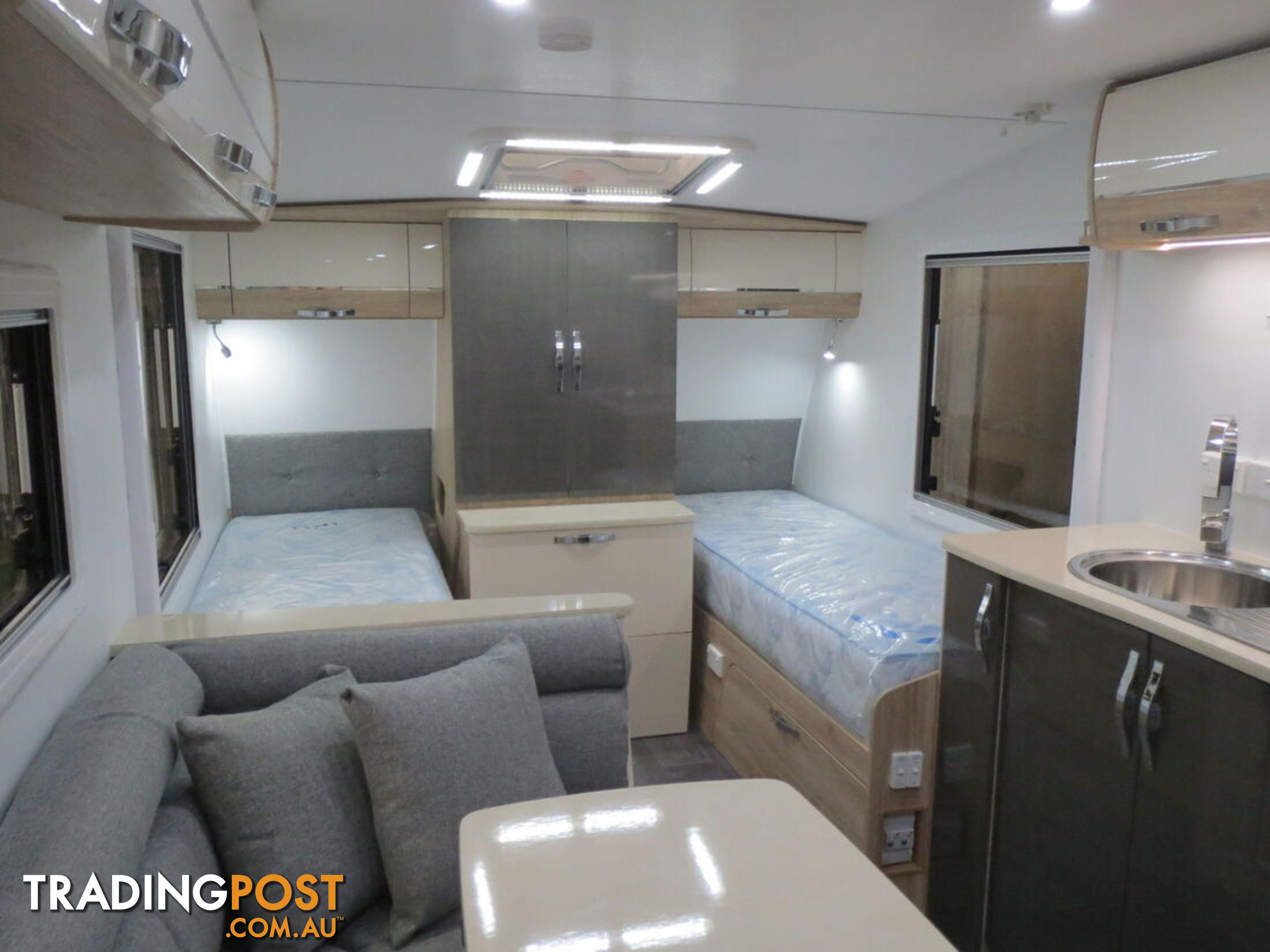 2025 AVAN ASPIRE 587 HT ENSUITE SINGLE BEDS