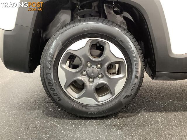 2015 JEEP RENEGADE SPORT BU 4D WAGON - photo 5 of 14