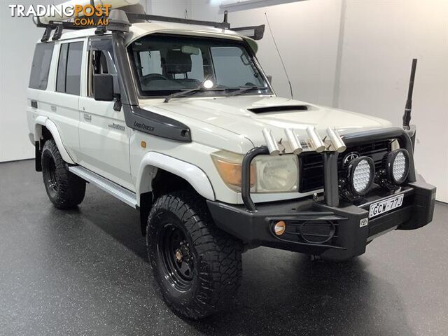 2009 TOYOTA LANDCRUISER WORKMATE (4X4) VDJ76R 4D WAGON