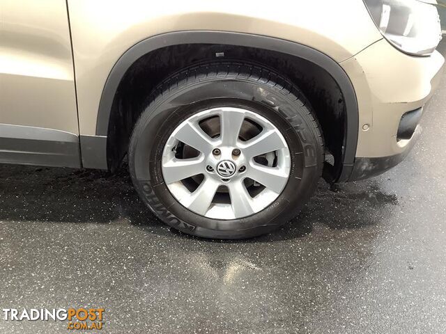 2013 VOLKSWAGEN TIGUAN 132 TSI PACIFIC 5NC MY14 4D WAGON - photo 5 of 18
