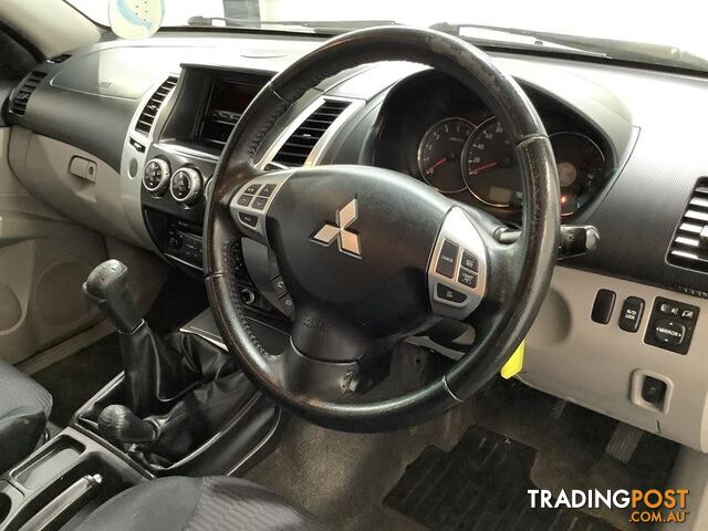 2012 MITSUBISHI CHALLENGER LS (5 SEAT) (4X4) PB MY12 4D WAGON