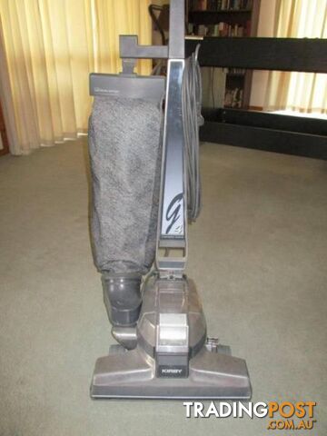 G4 KIRBY VACUUM CLEANER & Attachments Shampoo