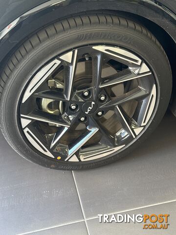 2025 KIA K4 GT-LINE CL4M-MY25 SEDAN - photo 4 of 18