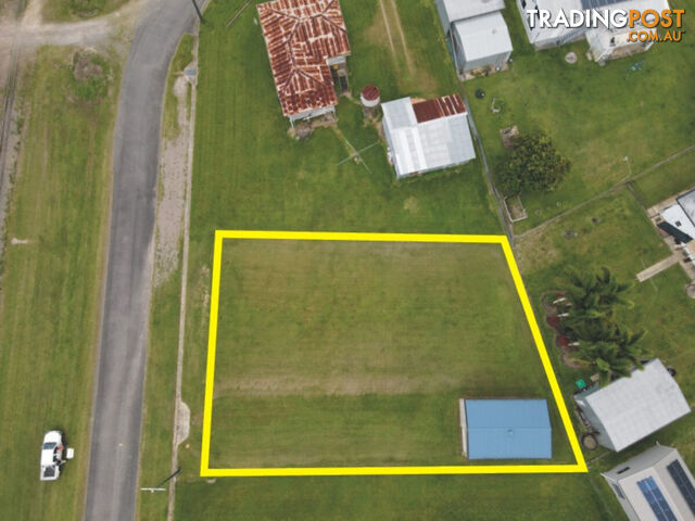 26 Wallis Street Trebonne QLD 4850 - photo 2 of 14
