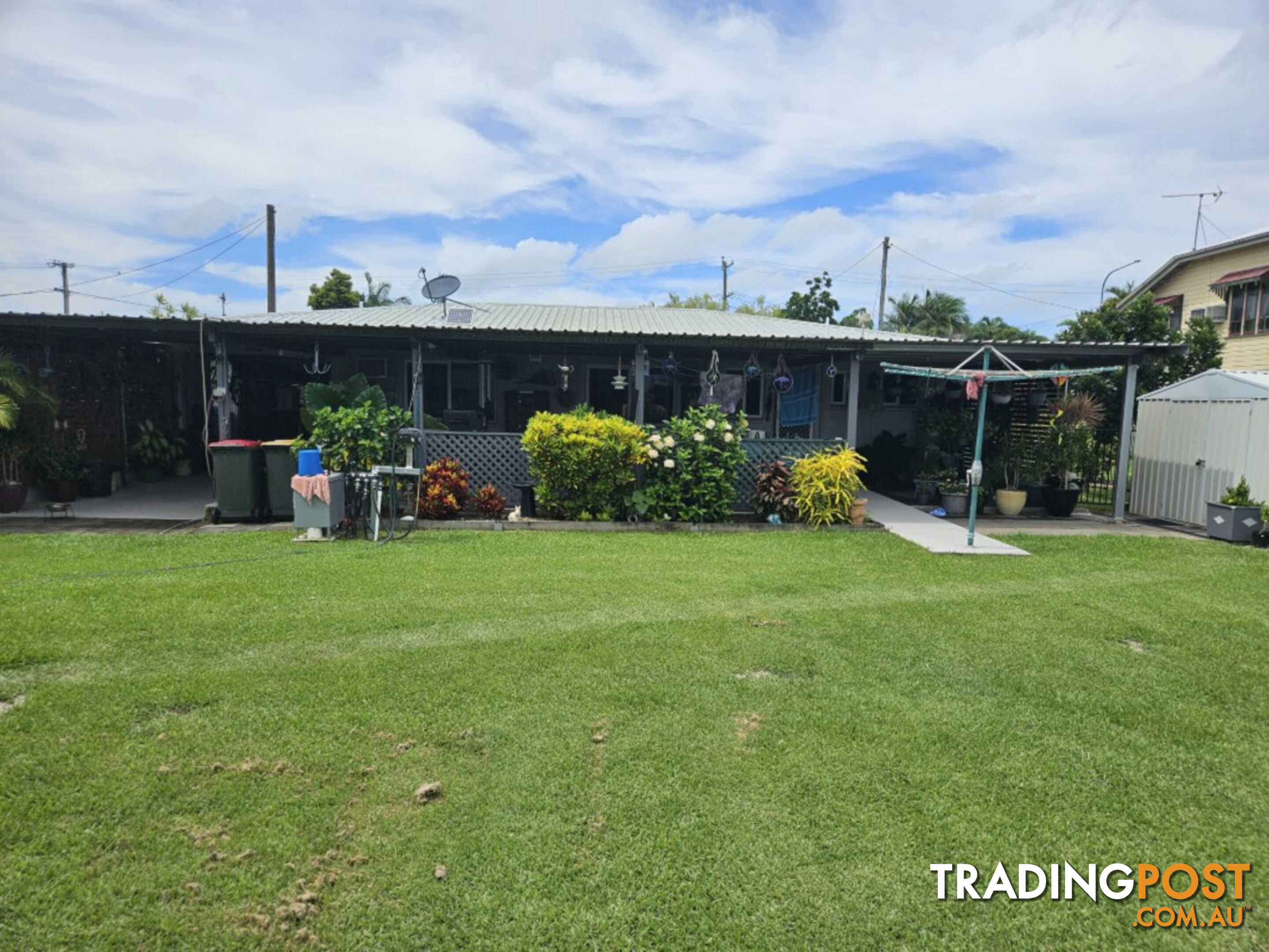 4 Shaw's Avenue Halifax QLD 4850