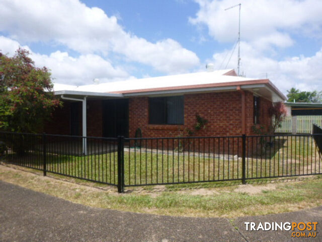 2 15 Lynn Street Ingham QLD 4850