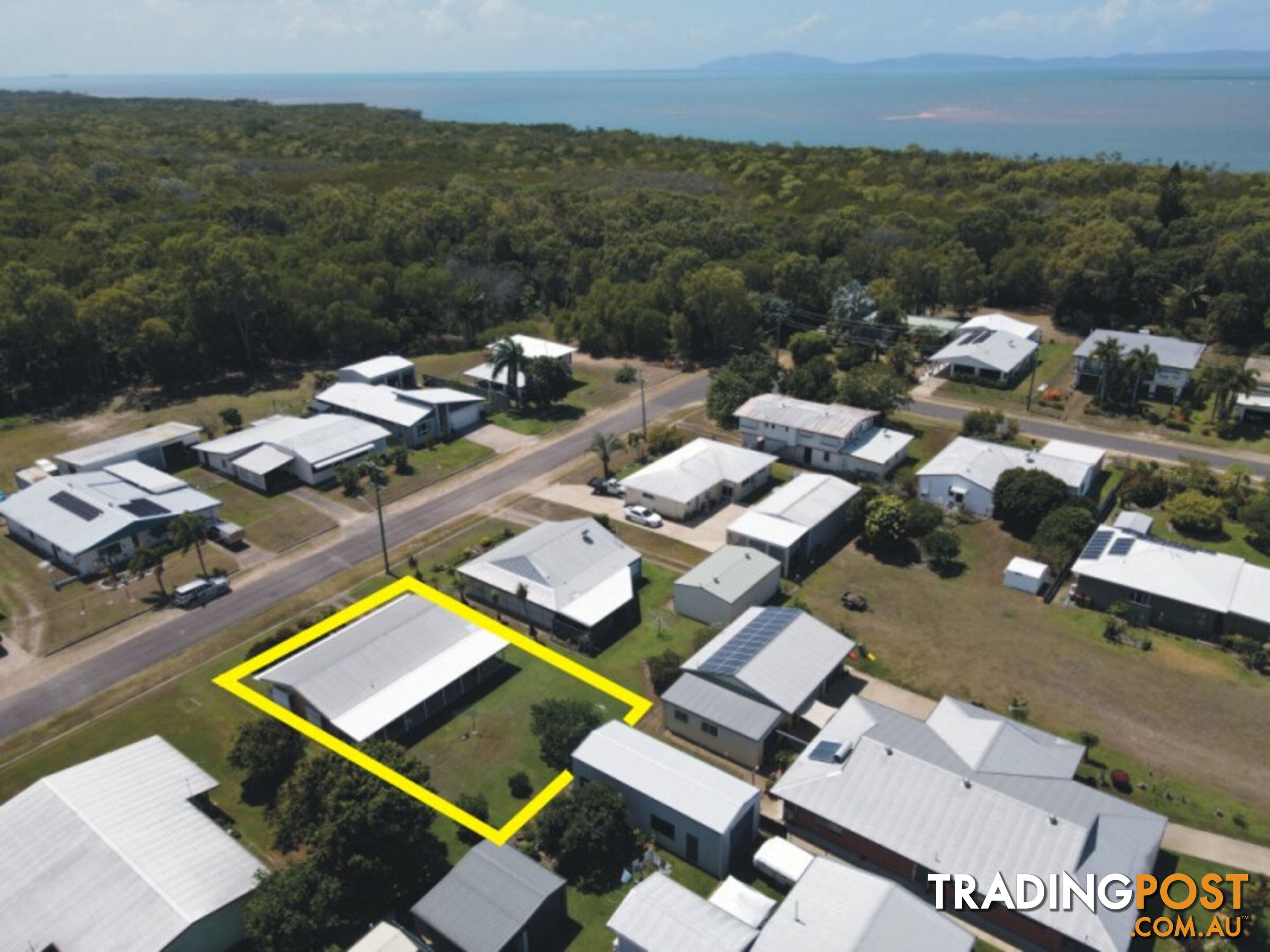 8 Herring Street Taylors Beach QLD 4850