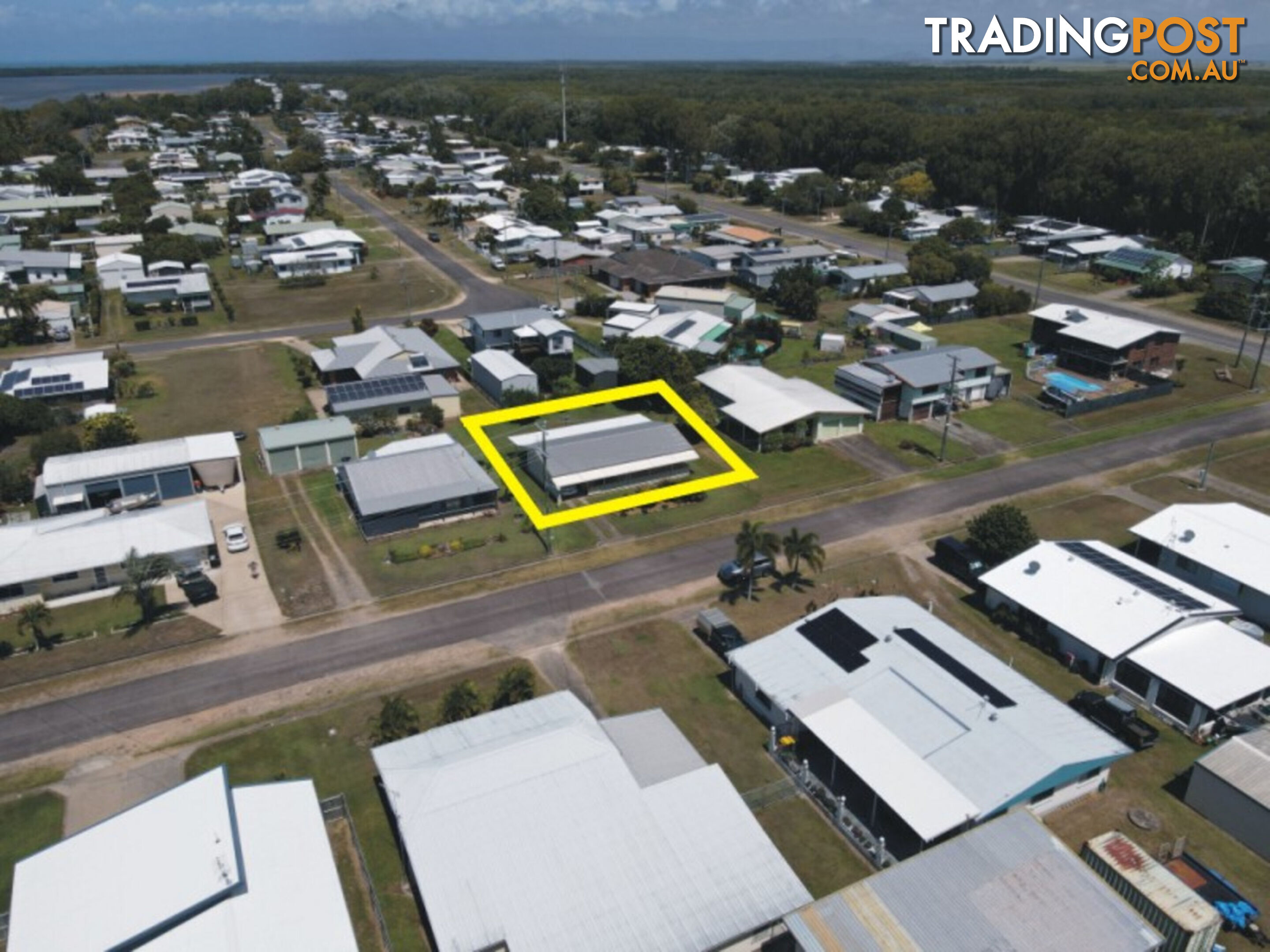 8 Herring Street Taylors Beach QLD 4850