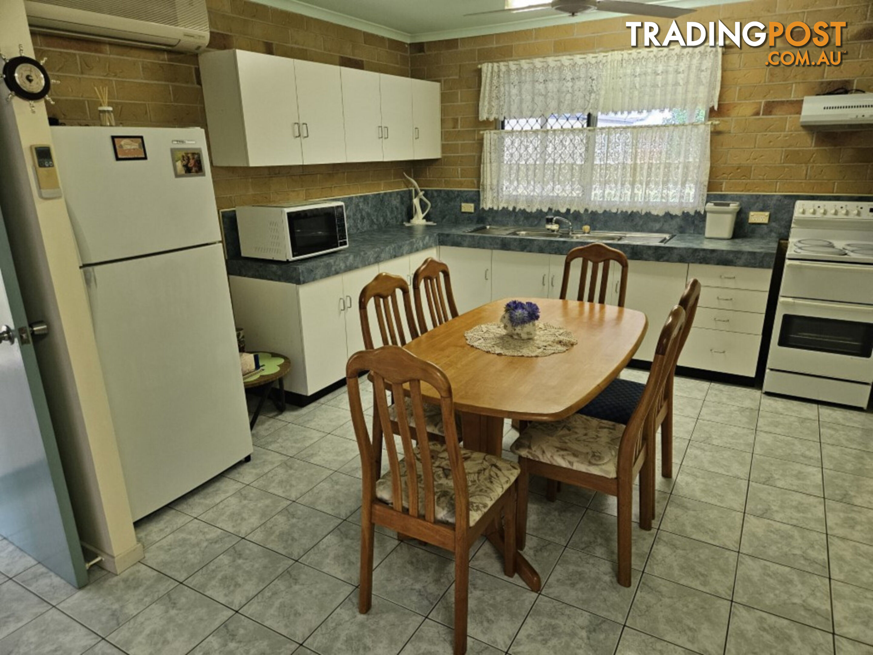 8 Herring Street Taylors Beach QLD 4850