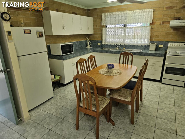 8 Herring Street Taylors Beach QLD 4850