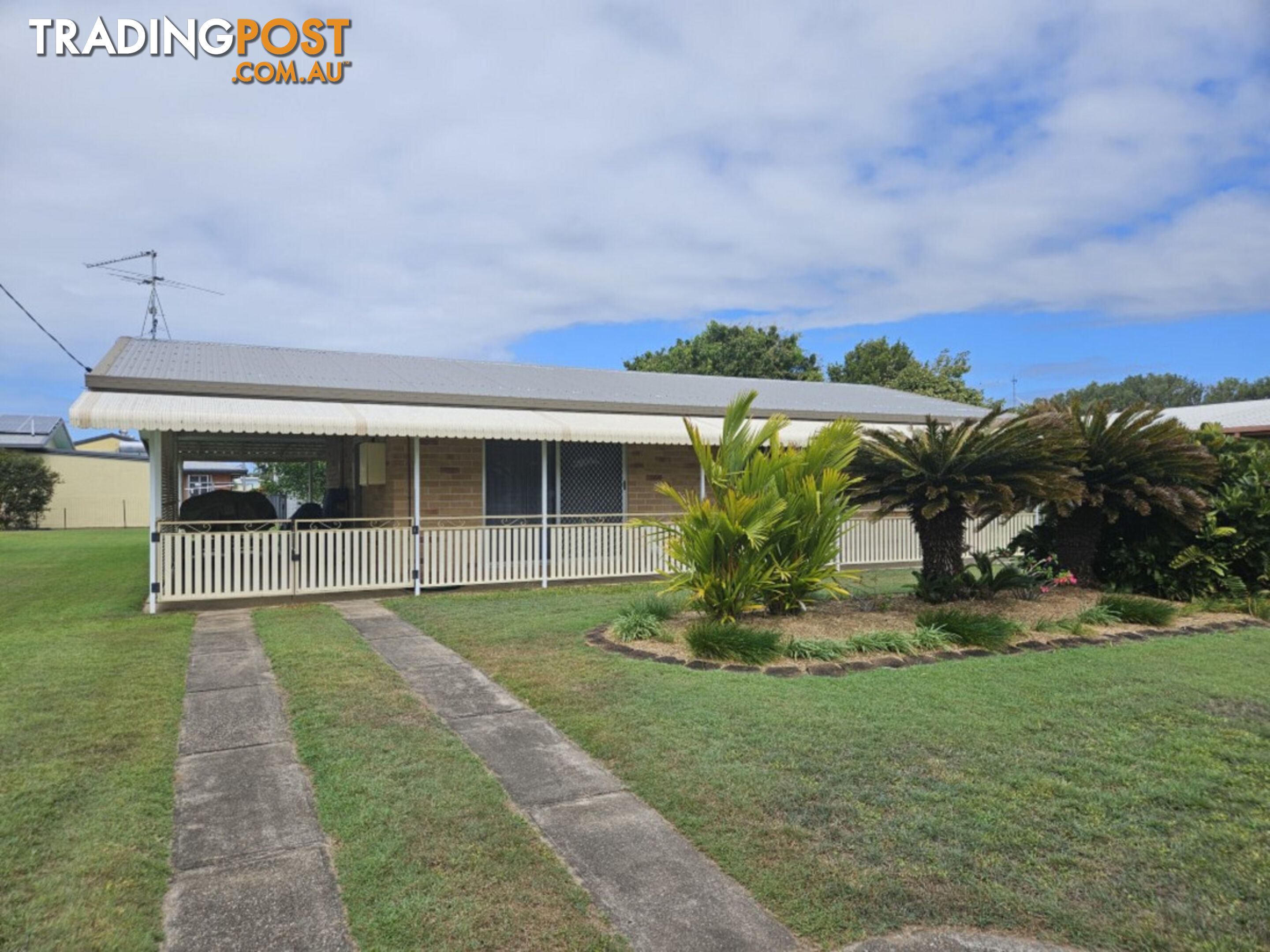 8 Herring Street Taylors Beach QLD 4850