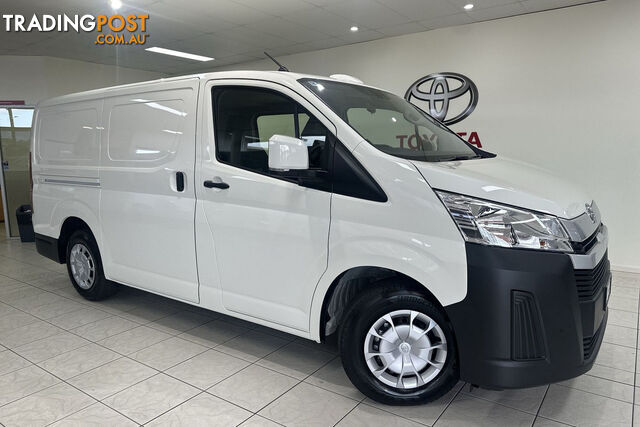 2024 TOYOTA HIACE   VAN