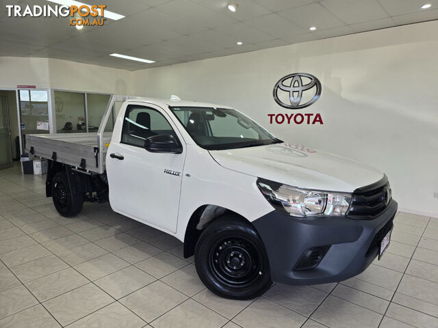 2022 TOYOTA HILUX 4X2 WORKMATE 2.7L  CAB CHASSIS