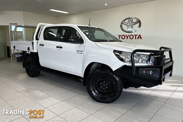 2018 TOYOTA HILUX 4X4 SR 2.8L T DOUBLE  CAB CHASSIS