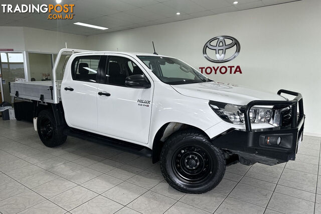 2020 TOYOTA HILUX SR  CAB CHASSIS