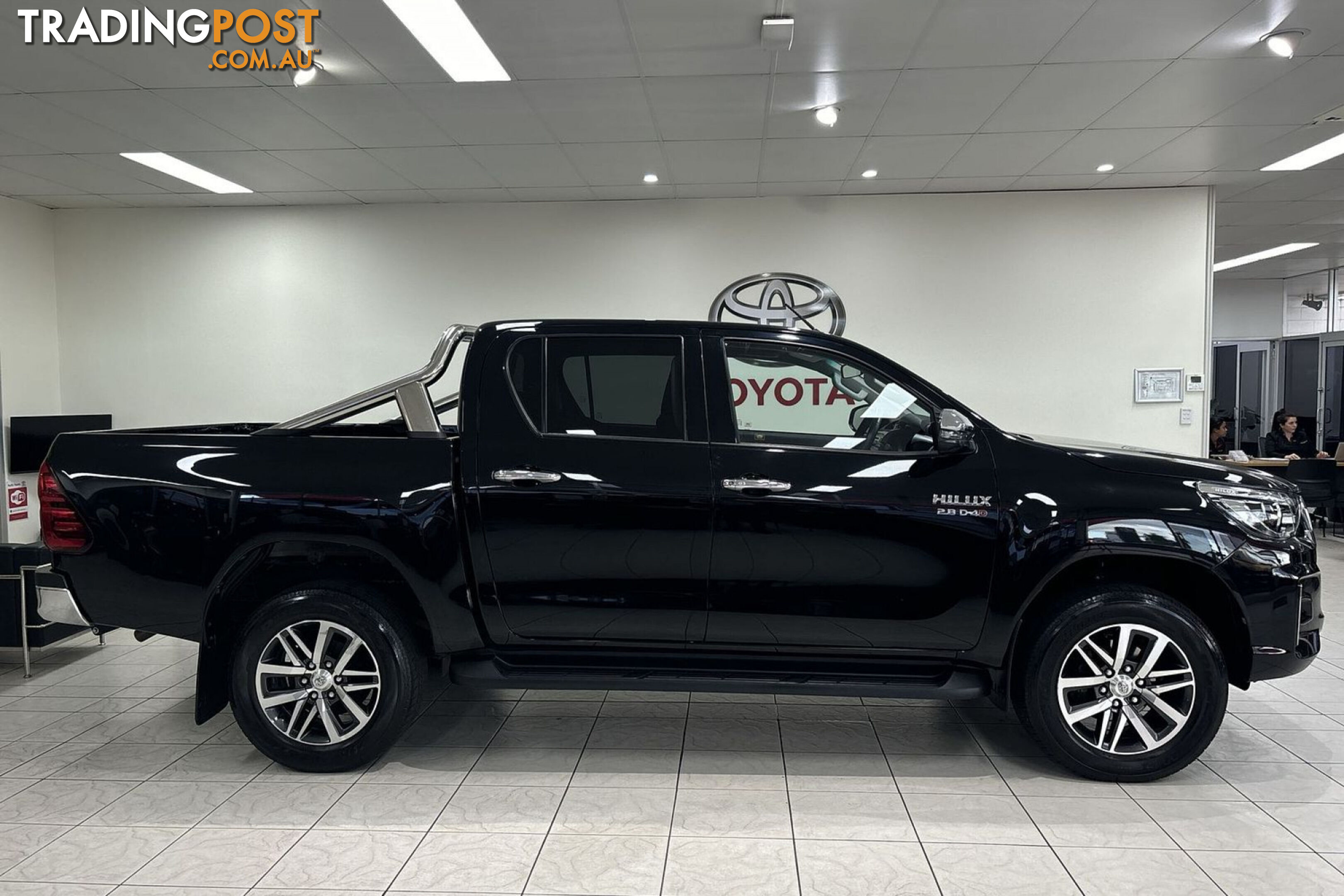 2020 TOYOTA HILUX SR5 4X4 DOUBLE-CAB PICK-UP  DOUBLE CAB PICK UP