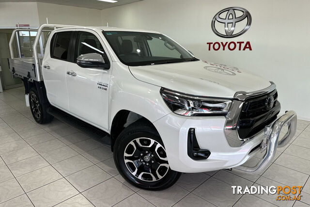 2022 TOYOTA HILUX 4X4 SR5 2.8L T DOUBLE  CAB CHASSIS