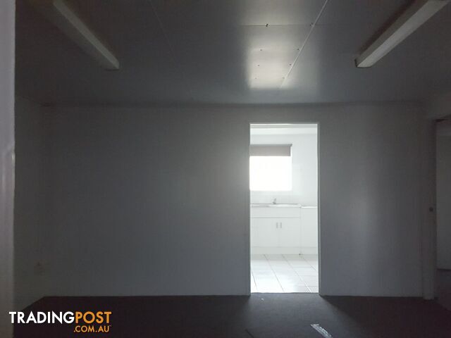 Unit 3/197 Kent Street ROCKHAMPTON CITY QLD 4700