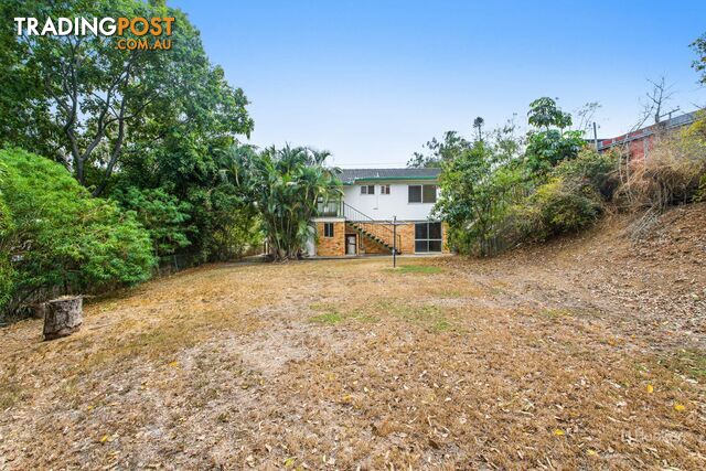 230 Elphinstone Street BERSERKER QLD 4701