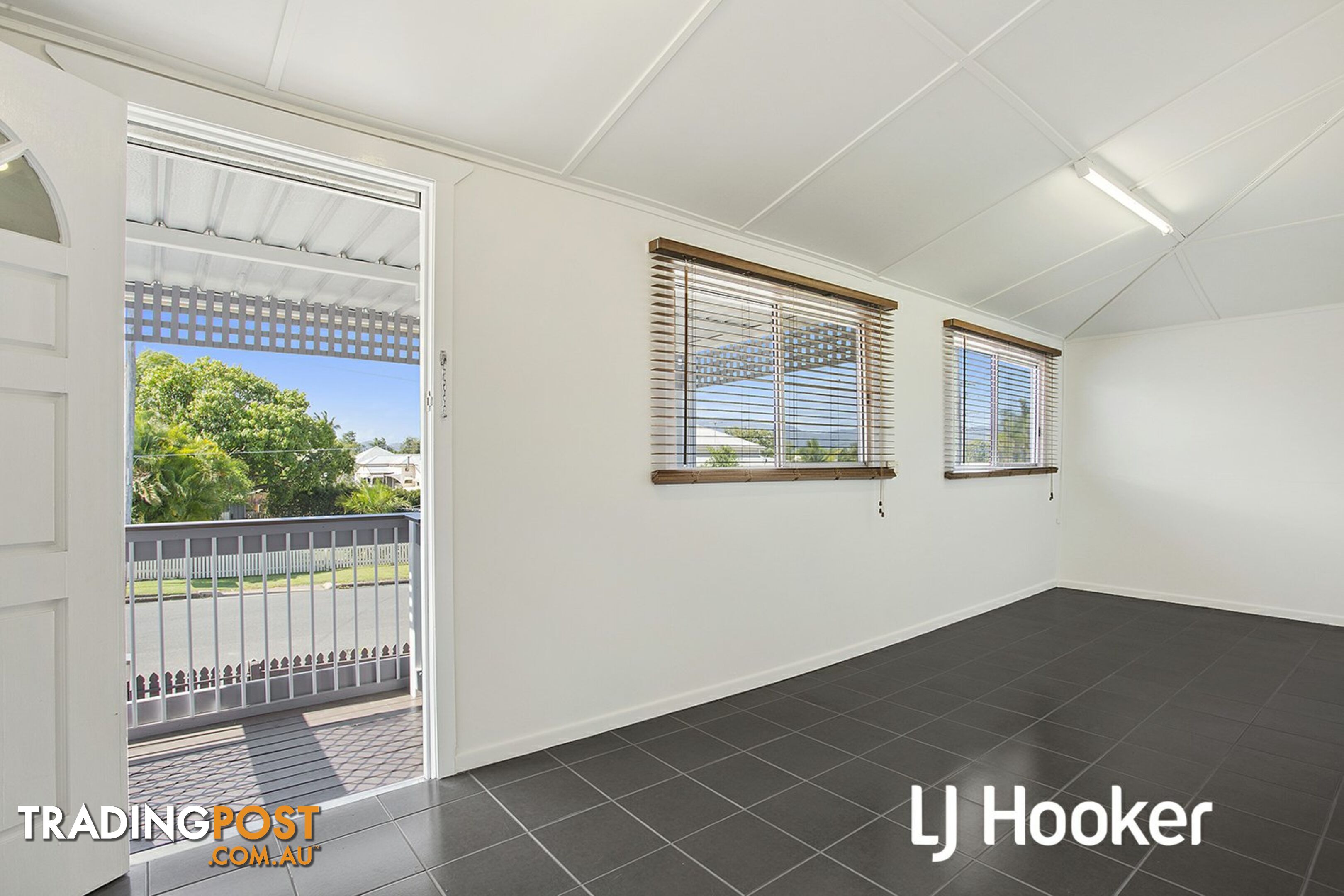 133 Caroline Street THE RANGE QLD 4700