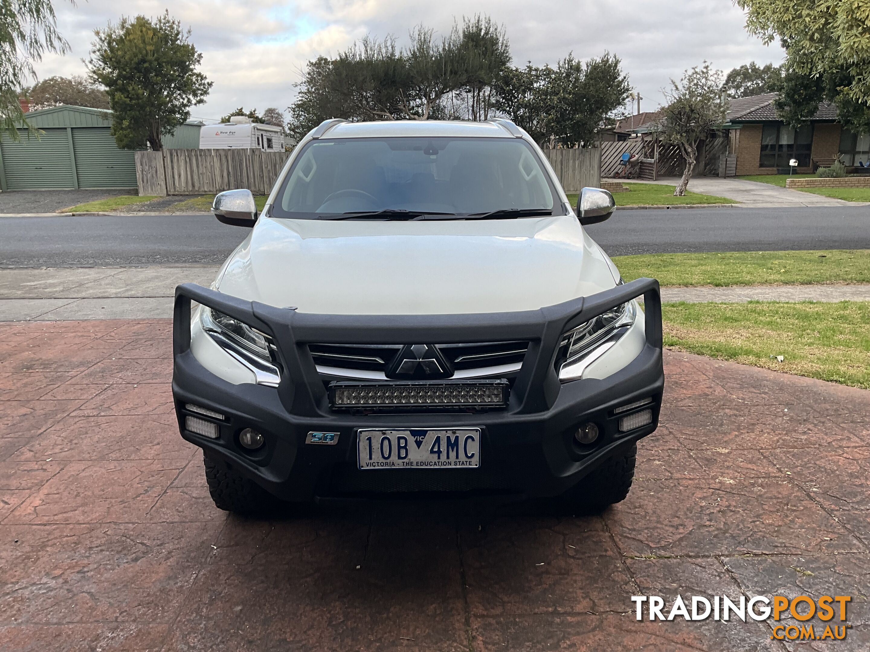 2017 Mitsubishi Pajero Sport QF PAJERO SPORT GLS 2.4D 8AT 4WD 7S GLS SUV Automatic