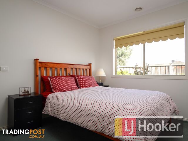 11 Cadell Place BERWICK VIC 3806