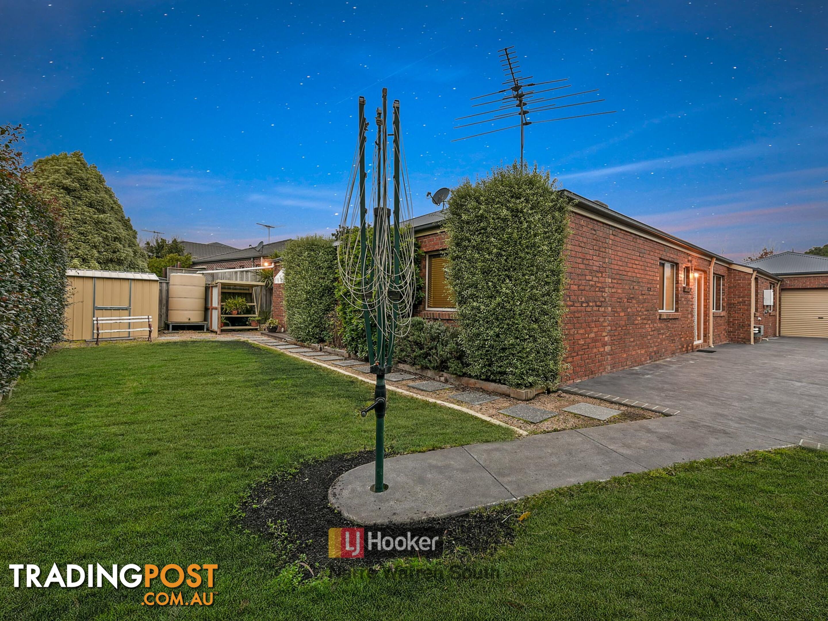 111 Marisa Crescent BERWICK VIC 3806