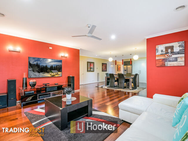 18 Merrowland Avenue CRANBOURNE NORTH VIC 3977