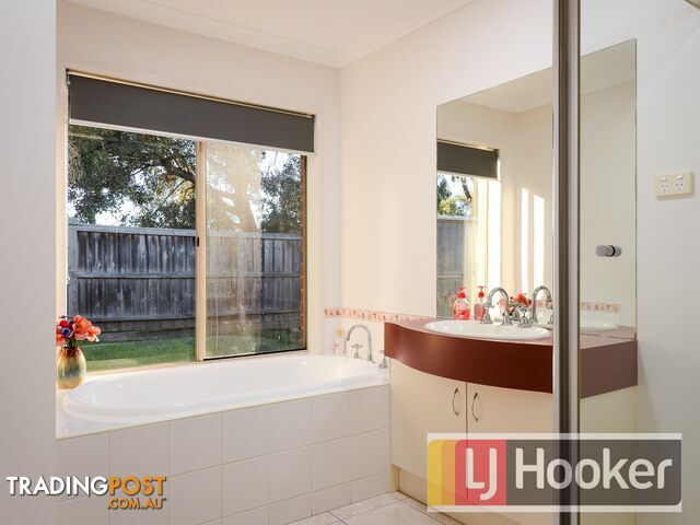 79 Scotsdale Drive CRANBOURNE EAST VIC 3977