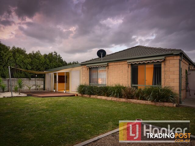 5 Colwyn Drive NARRE WARREN SOUTH VIC 3805