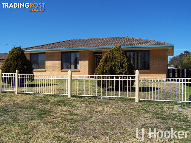 13 Greaves Street INVERELL NSW 2360