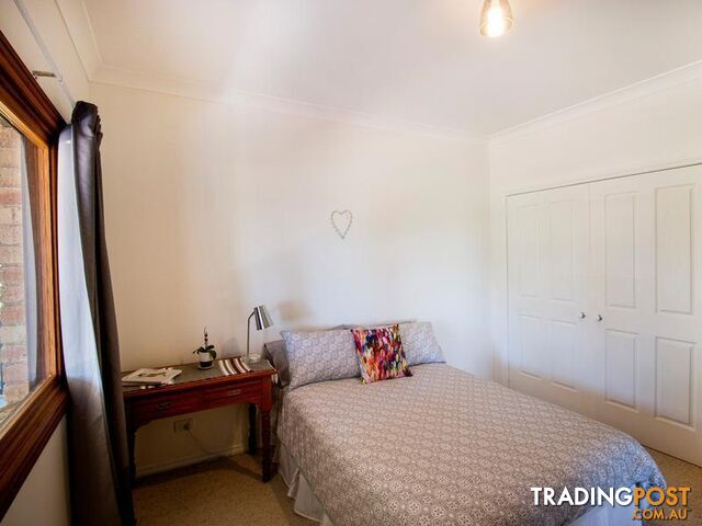 10 Oakland Place INVERELL NSW 2360