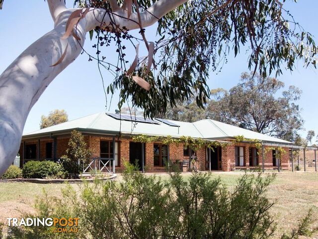 10 Oakland Place INVERELL NSW 2360