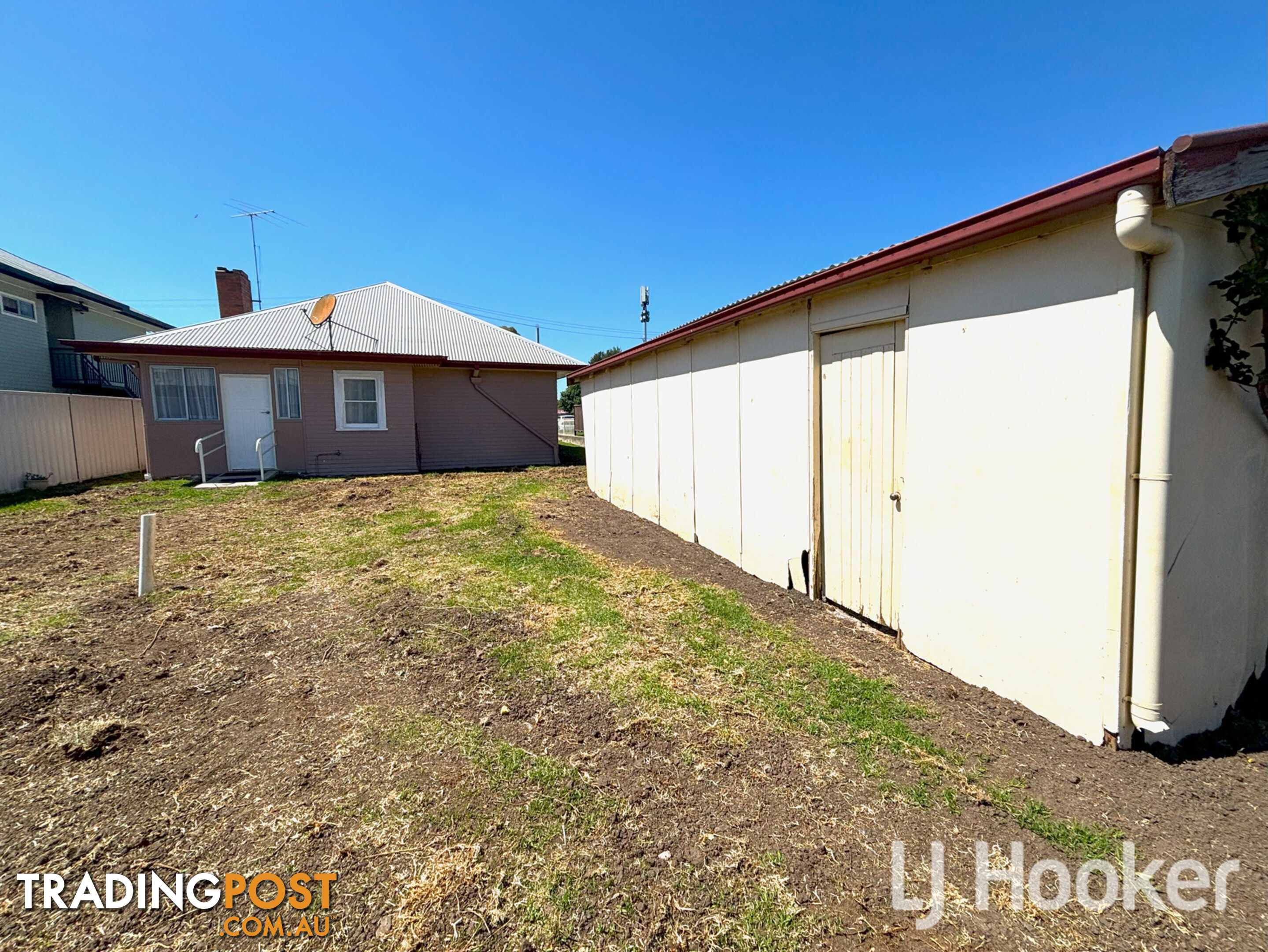 82 Evans Street INVERELL NSW 2360