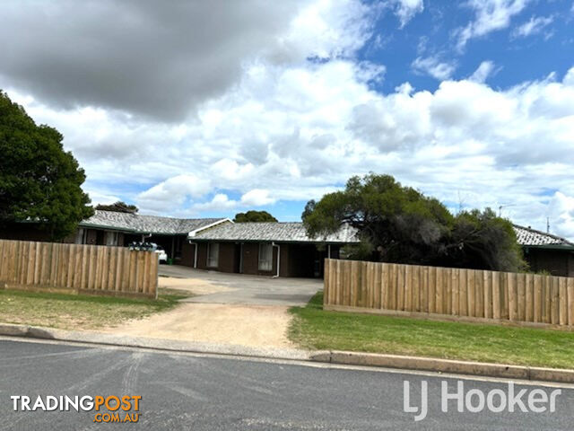 2/10 Herbert Street INVERELL NSW 2360