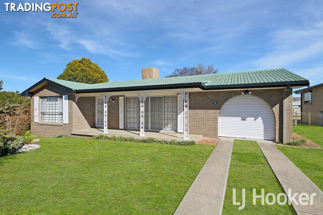 8 Sequoia Place INVERELL NSW 2360