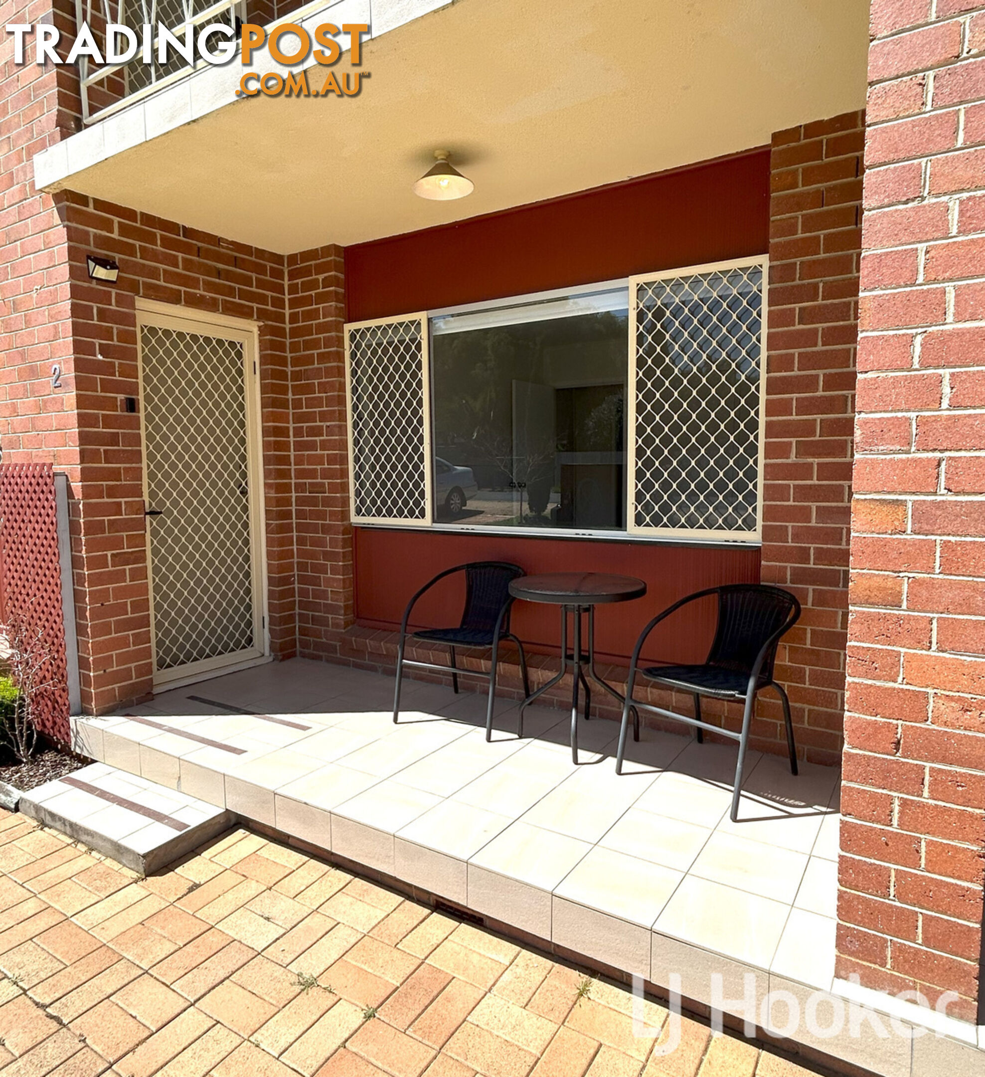 2/30 Queens Terrace INVERELL NSW 2360