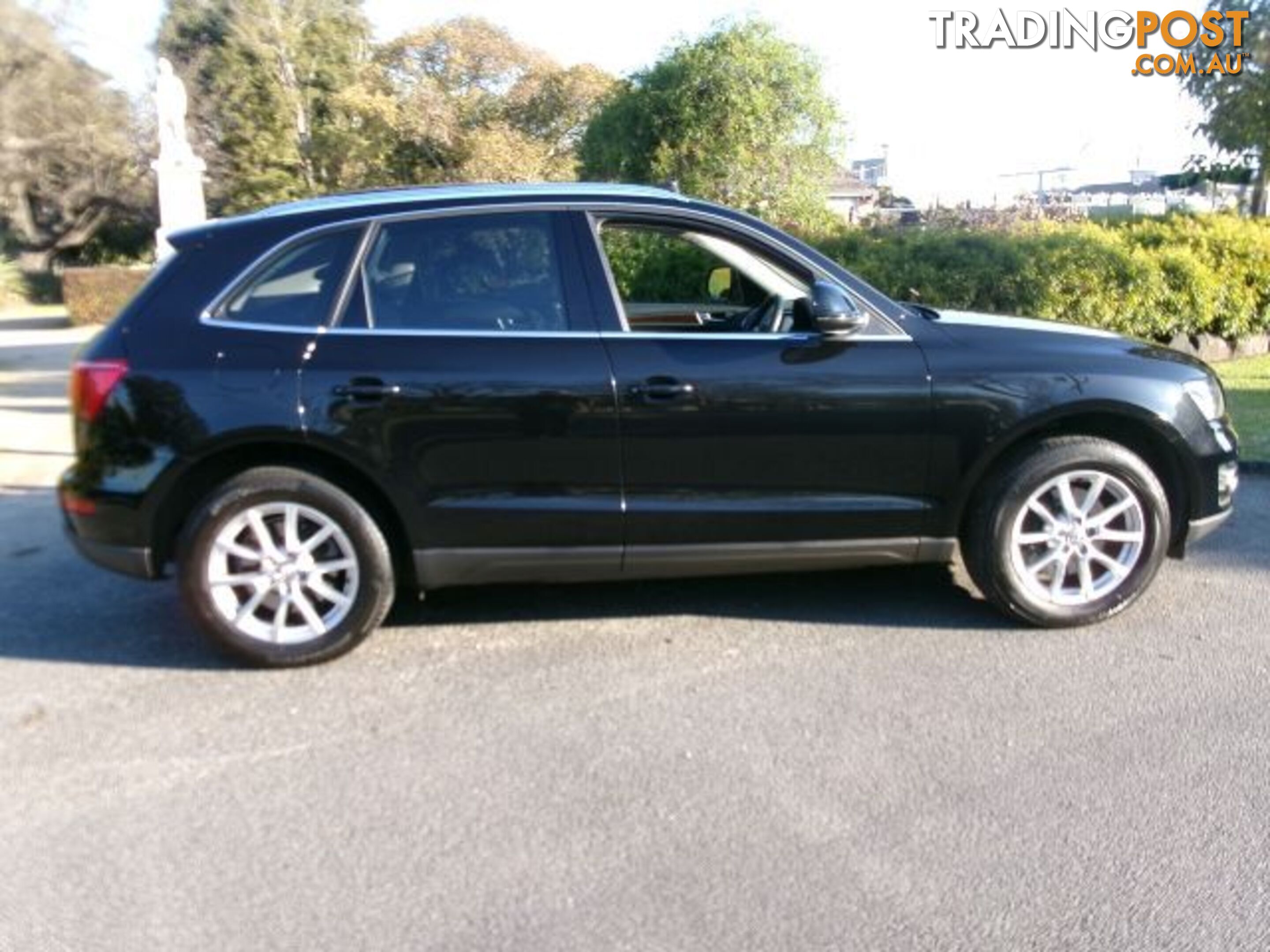 2011 AUDI Q5 FSI 8R MY11 8R 