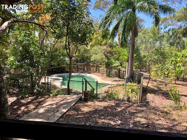 174 Howes Rd Farnborough QLD 4703