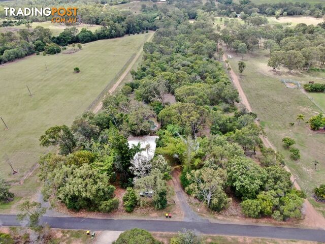 174 Howes Rd Farnborough QLD 4703