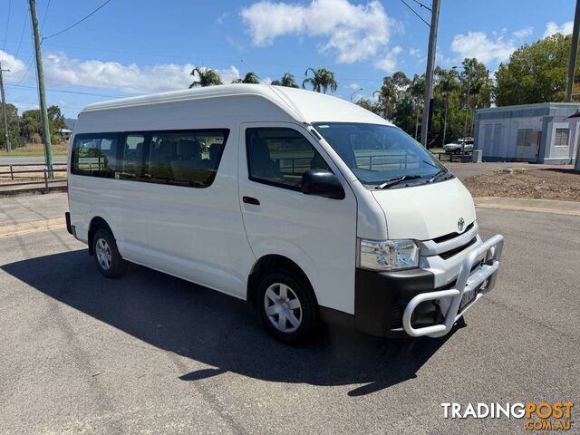 2017 TOYOTA HIACE COMMUTER KDH223R VAN