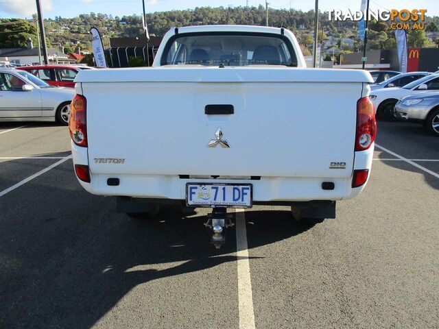 2014 MITSUBISHI TRITON GLX MN UTILITY