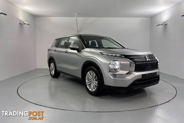 2025 Mitsubishi Outlander ES ZM