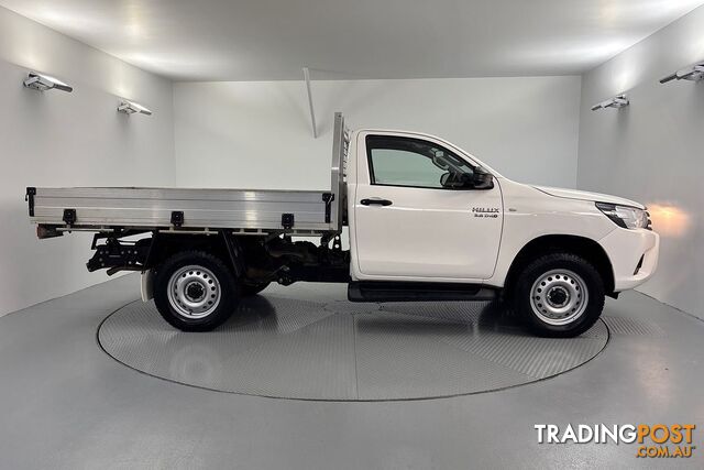 2020 Toyota Hilux SR GUN126R 4X4 - photo 4 of 46