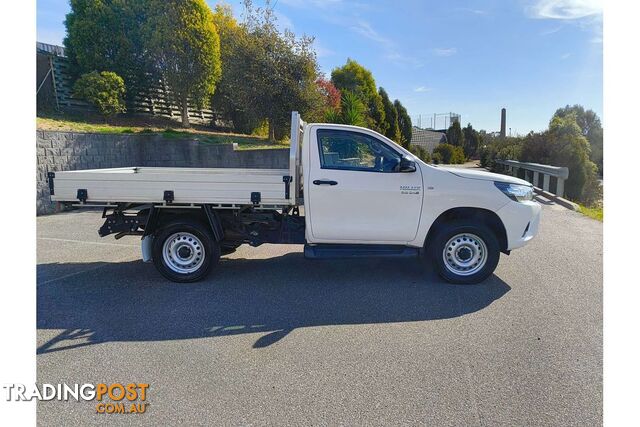 2020 Toyota Hilux SR GUN126R 4X4 - photo 3 of 46