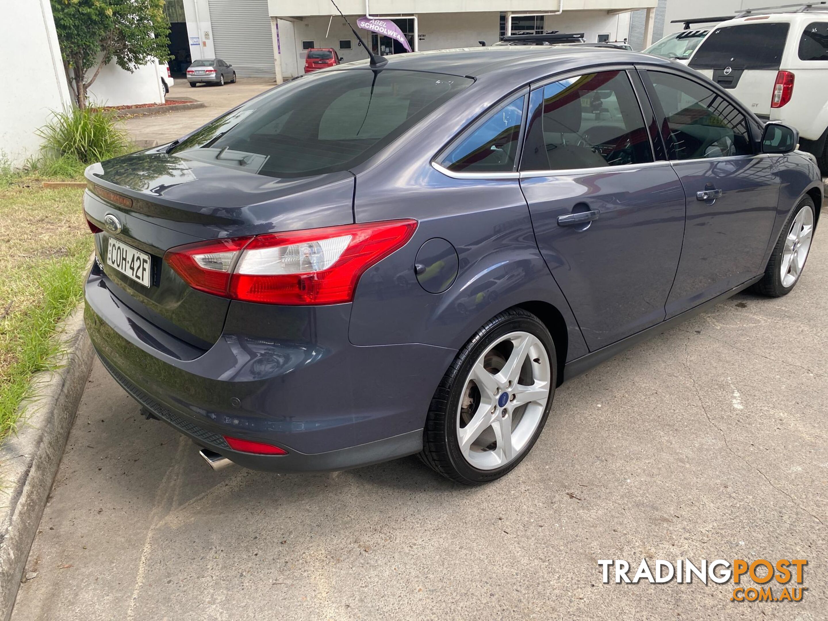 2011 Ford Focus LW Titanium Sedan 4dr PwrShift 6sp, 2.0DT (Nov ) [May]  Sedan