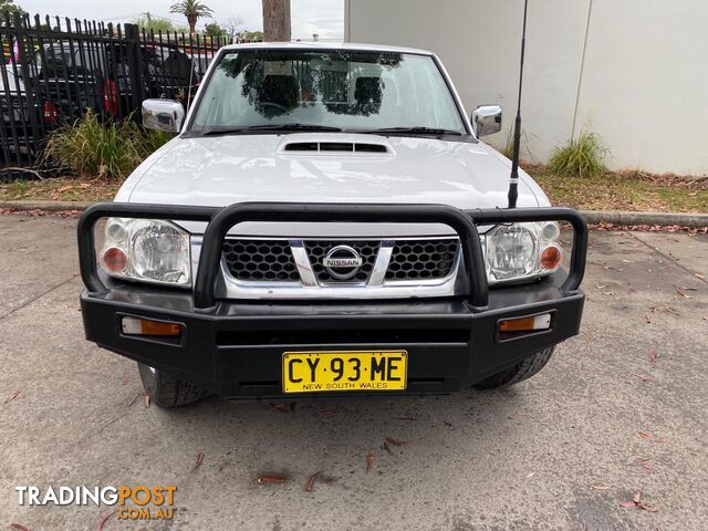 2012 Nissan Navara D22 S5 ST-R Utility Dual Cab 4dr Man 5sp 4x4 1018kg 2.5DT Utility - photo 3 of 17