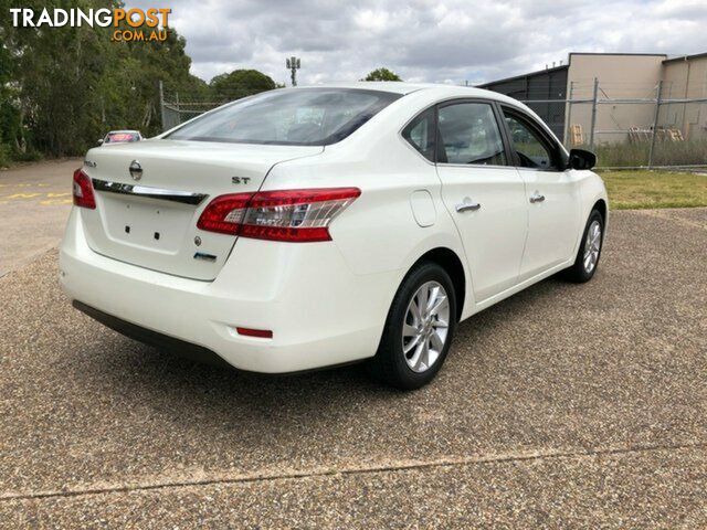 2013 Nissan Pulsar ST B17 Sedan - photo 3 of 11