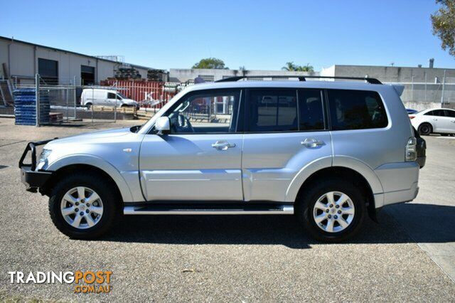 2012 MITSUBISHI PAJERO GLX LWB (4x4) NW MY12 4D WAGON - photo 4 of 11