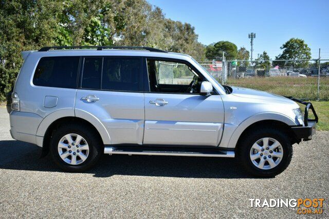 2012 MITSUBISHI PAJERO GLX LWB (4x4) NW MY12 4D WAGON - photo 5 of 11